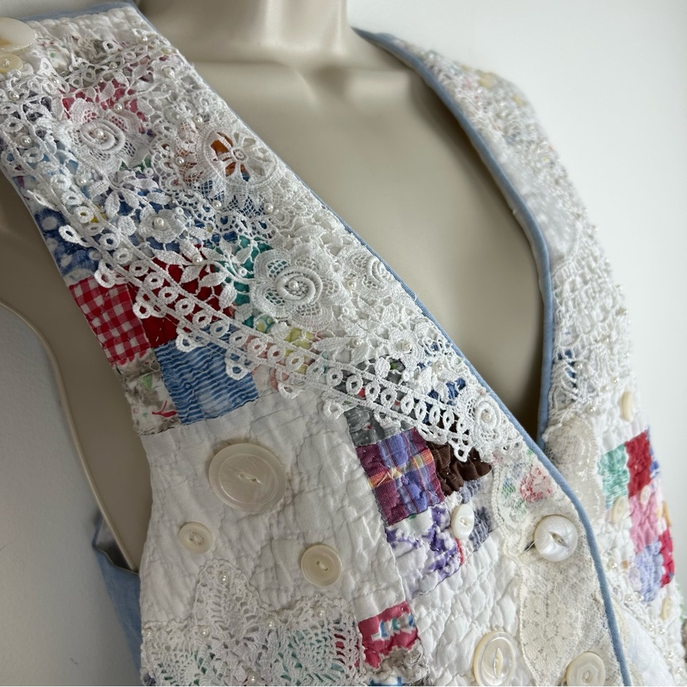 Vintage Patchwork Lace Button Quilt Vest Sz M Cot… - image 8